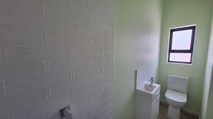 2 Bedroom Property for Sale in Velddrif Western Cape